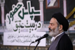 سرپرست حجاج ایرانی:
حضور در نمازجماعت حرمین شریفین تبعیت از ماموریت حضرت ابراهیم(ع) است 5