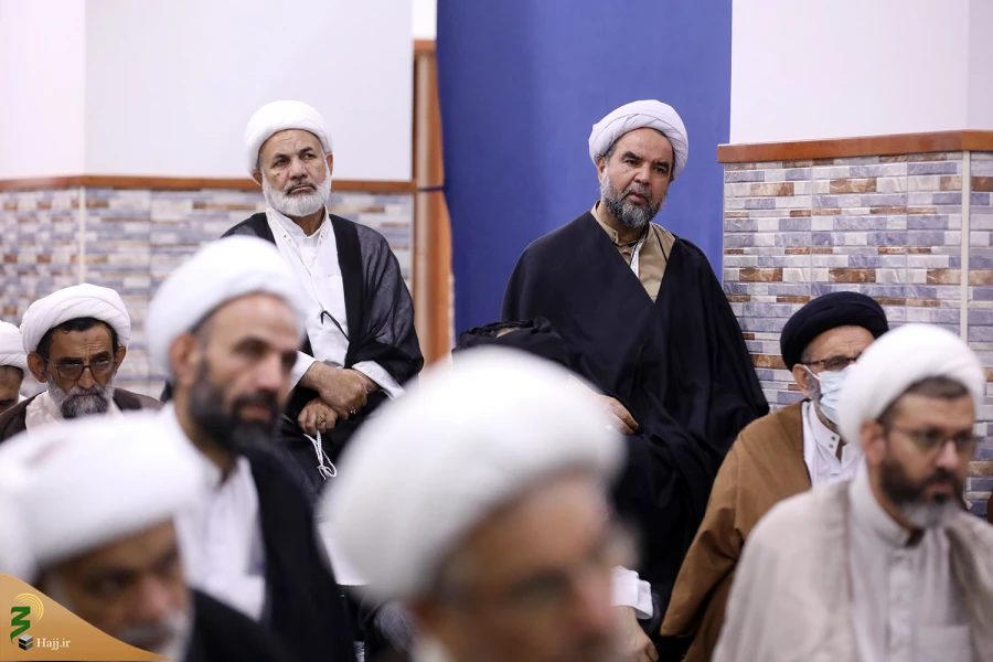 نماینده ولی‌فقیه در امور حج و زیارت:
خادمان فرهنگی کاروان‌ها در شرایط خاص، با بصیرت و صبوری راهنمای زائران باشند 2