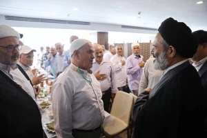 في زيارة ممثل الولي الفقيه في اسكان الزوار؛الزوار الايرانيون مستعدون للتضيحية لدفاع عن الوطن امام العدو