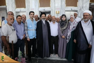 During A Meeting With Supreme Leader's Representative: Iranian Pilgrims Voice Readiness to Make Any Sacrifice in Defense of Iran Against Satan 7