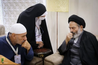 دیدار صمیمی سرپرست حجاج ایرانی با زائران کشورمان در مکه مکرمه _6 21