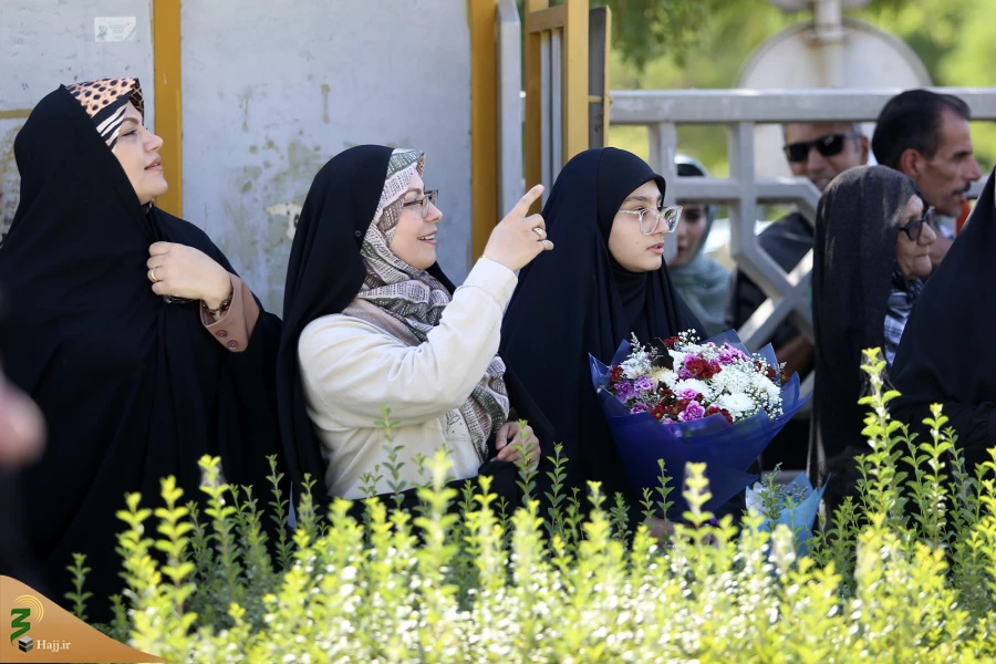 بازگشت زمینی حجاج به ایران مقتدر 13