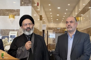 نماینده ولی‌فقیه در امور حج و زیارت به هنگام ورود به مدینه منوره مطرح کرد:
 تقدیر از همکاریهای کشور های عربستان و عراق در  بازگشت حجاج ایرانی خانه خدا 2