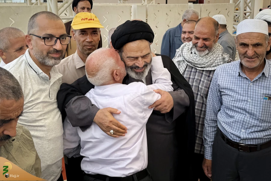 بازدید سرپرست حجاح ایرانی از فرودگاه جده و بدرقه زائران ایرانی 16