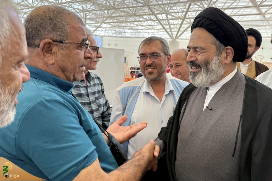 بازدید سرپرست حجاح ایرانی از فرودگاه جده و بدرقه زائران ایرانی 24