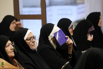 مراسم دعای کمیل حجاج ایرانی در مدینه منوره 19