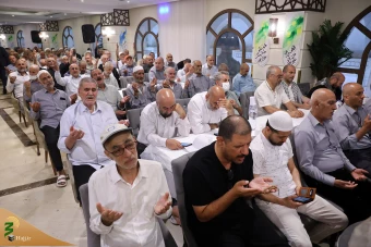  مراسم دعای کمیل حجاج ایرانی در مدینه منوره 23
