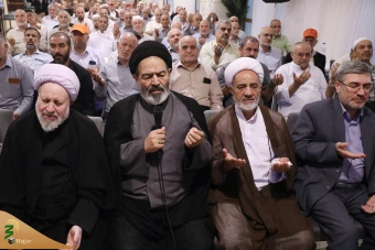  مراسم دعای کمیل حجاج ایرانی در مدینه منوره 29