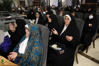  مراسم دعای کمیل حجاج ایرانی در مدینه منوره 30