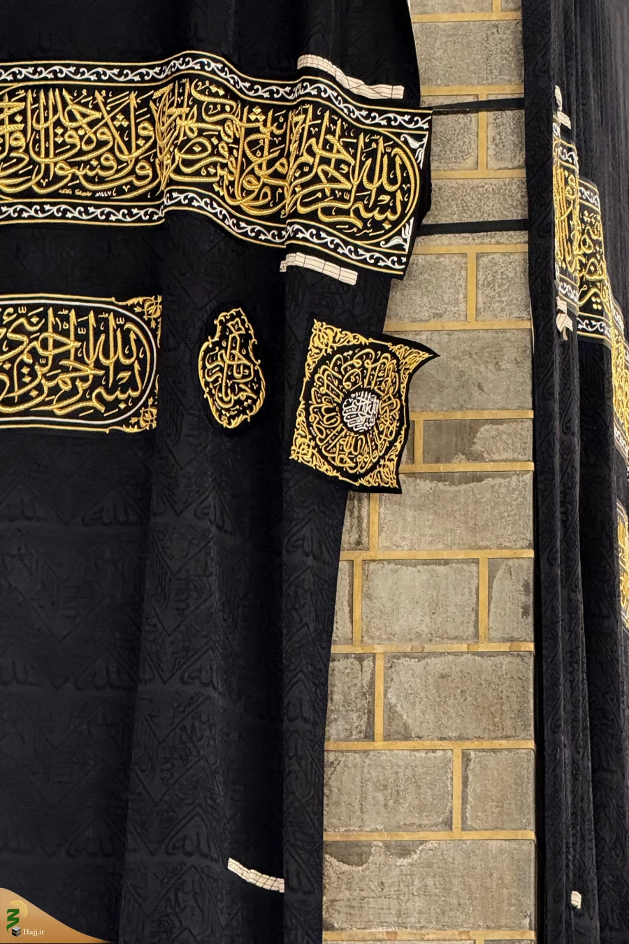  تعویض پرده کعبه در آستانه سال ١٤٤٧ هجری  22