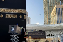  تعویض پرده کعبه در آستانه سال ١٤٤٧ هجری  28