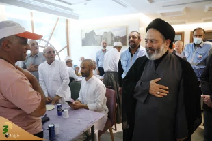 در بازدید از هتل محل اسکان حجاج ایرانی در مدینه عنوان شد:
در صورت رفع محدودیت‌های پروازها، حجاج به استان‌های خود باز خواهند گشت 2