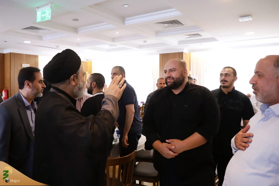 سرپرست حجاج ایرانی:
مسئولان حج و زیارت همیشه از نظرات ارتقا دهنده‌ خدمت‌رسانی به زائران استقبال کرده‌اند 4