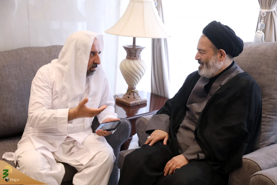 دیدار صمیمی سرپرست حجاج ایرانی با زائران کشورمان 5