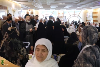 دیدار صمیمی سرپرست حجاج ایرانی با زائران کشورمان 16