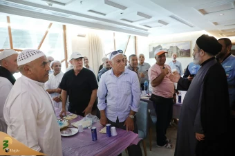 دیدار صمیمی سرپرست حجاج ایرانی با زائران کشورمان 30
