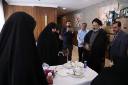 دیدار صمیمی سرپرست حجاج ایرانی با زائران کشورمان 33