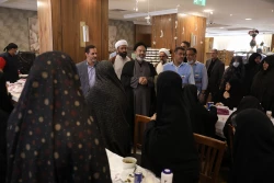 دیدار صمیمی سرپرست حجاج ایرانی با زائران کشورمان 9
