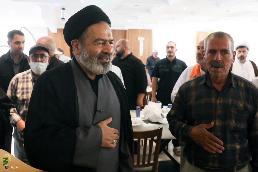 دیدار صمیمی سرپرست حجاج ایرانی با زائران کشورمان 20