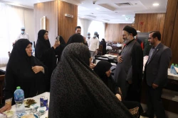 دیدار صمیمی سرپرست حجاج ایرانی با زائران کشورمان 10