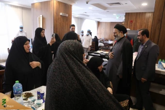دیدار صمیمی سرپرست حجاج ایرانی با زائران کشورمان 10