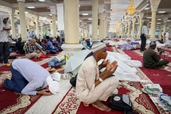 
مسجد خیف
 7
