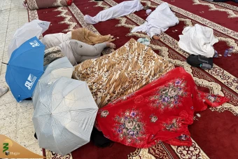 
مسجد خیف
 24