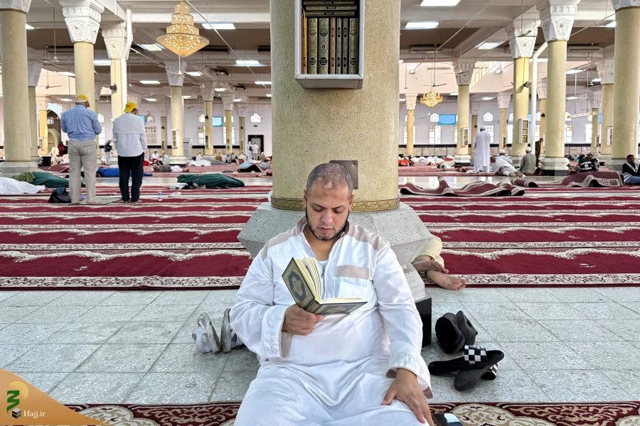 
مسجد خیف
 14