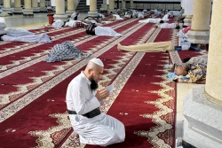 
مسجد خیف
 9