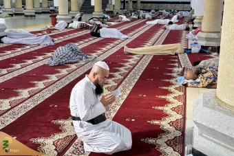 
مسجد خیف
 9