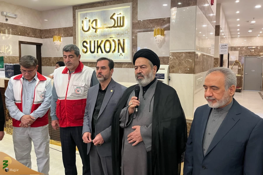 سرپرست حجاح ایرانی به هنگام ترک عربستان عنوان کرد:
تقدیر از تلاش‌های خدمتگزاران حجاج از ایران و کشور میزبان  3