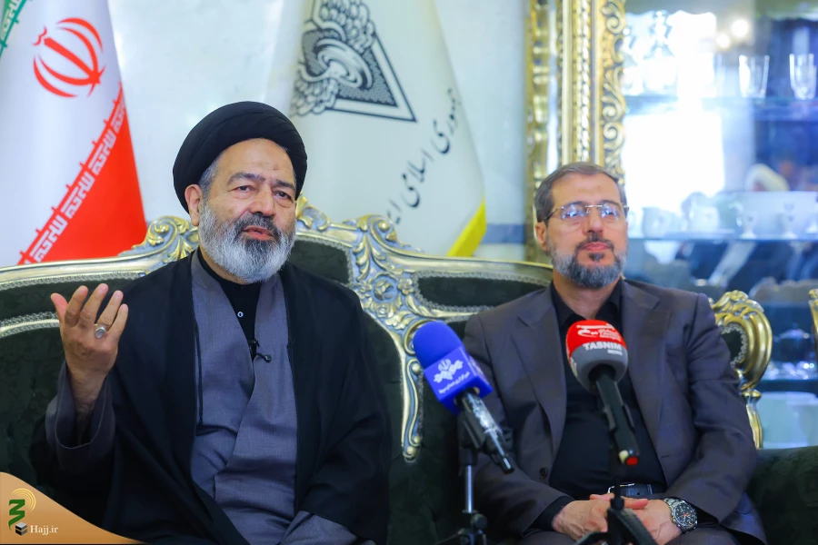 بازگشت نماینده ولی‌فقیه در امور حج و زیارت به ایران مقتدر 20