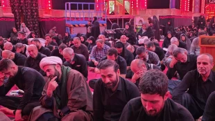 برگزاری دعای پر فیض کمیل در خیمه گاه حسینی علیه السلام 7 محرم 1404 ه.ش 4