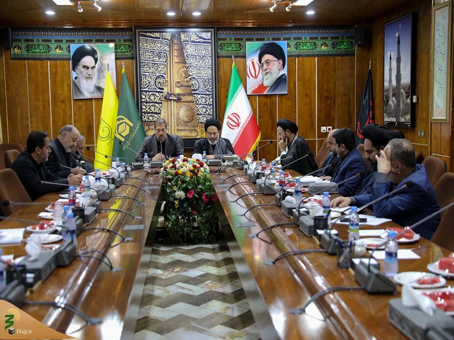 در نخستین نشست شورای برنامه‌ریزی و هماهنگی بعثه و سازمان حج بعد از عملیات حج 1404 عنوان شد؛

کاهش تاخیر در پروازهای رفت حجاج کم سابقه بود 5