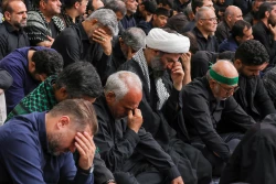 آخرین شب مراسم عزاداری محرم ۱۴۴۷ در حسینیه امام خمینی 29