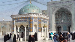 از کودکی با کرمت آشنا شدیم – فیلم
