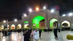 چهارشنبه روز زیارتی آقای مهربانی هاست، قرار ما حرم توست یا امام رضا (ع) - فیلم