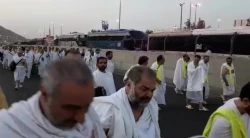 عملیات انتقال زائران کشورمان از عرفات به منا و مشعر الحرام انجام شد 3