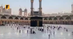 بازشدن در‌های کعبه پس از ۷ ماه (فیلم) 2