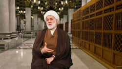 چه کسی کعبه را یک مکان مادی می‌بیند؟