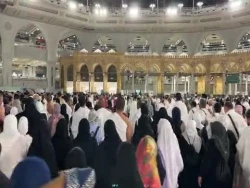 از دریچه دوربین - 17

ورود به مسجدالحرام 2