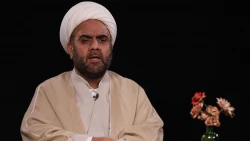 چرا کعبه به شکل مربع بنا شده است؟

 2