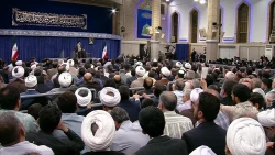 فیلم/ گزارش نماینده ولی فقیه در امور حج و زیارت در دیدار امام خامنه ای:
حج 1404د در شرایط خاص جهانی و پیچ تند تاریخی انجام می شود // آقای خامنه لطفاً ملاحظه  کنند 2