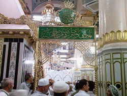 پشت روضه نبوی