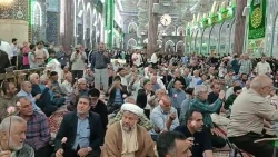 جشن میلاد امام رضا(ع) در حرم سید مظلومان و امام و سفینه النجات امت با حضور زائران ایرانی  و با استقبال زائرانی از ملیت های مختلف برگزار شد 2