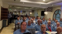در مراسم پرفیض دعای کمیل مدینه مطرح شد:
توصیه‌های مهم امام صادق(ع) به زائران سرزمین وحی/ درخشش زائران ایرانی محصول همدلی و همیاری همگان است + فیلم 2