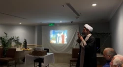 جدیدترین جلسه مدینه شناسی در جمع زائران ایرانی برگزار شد/ نابینایی که به شوق دیدار پیامبر(ص) بینا شد 2