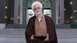اسرار حج_5/ ریا و خودنمایی ثمرات حج را می‌سوزاند

 2